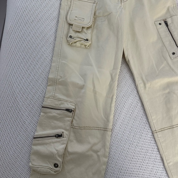 Urban Outfitters BDG Women's Dropped Cargo Pants Size 26 - Picture 4 of 11